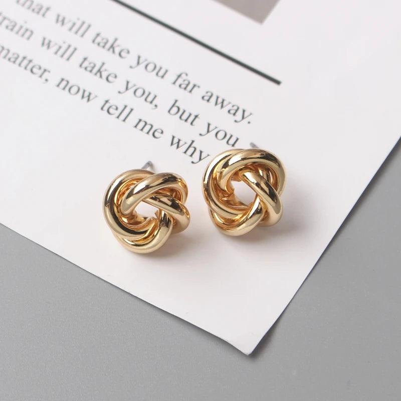 Boucles d'oreilles à tige pour femmes, style rock, lisse, petit nœud en métal torsadé, fleur