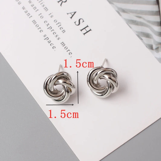 Boucles d'oreilles à tige pour femmes, style rock, lisse, petit nœud en métal torsadé, fleur